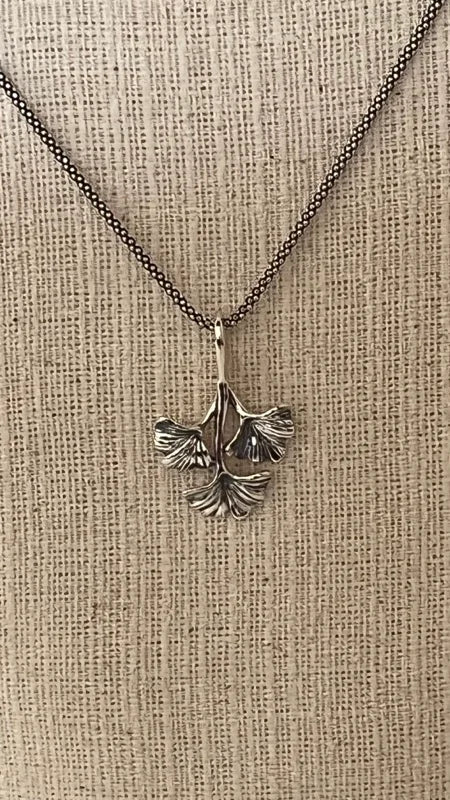 Fig Leaves Pendant - Blackened Silver