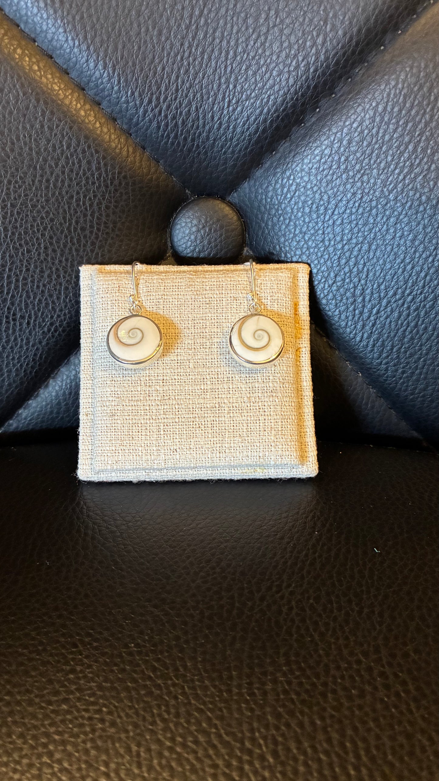 Shell Round Dangle Earrings - Silver