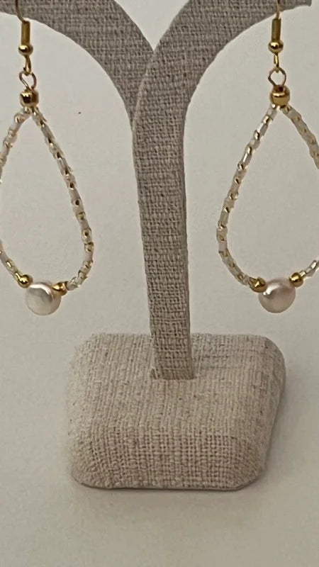 Devibe Pearl Dangles - White