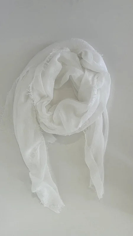 Snow White Scarf
