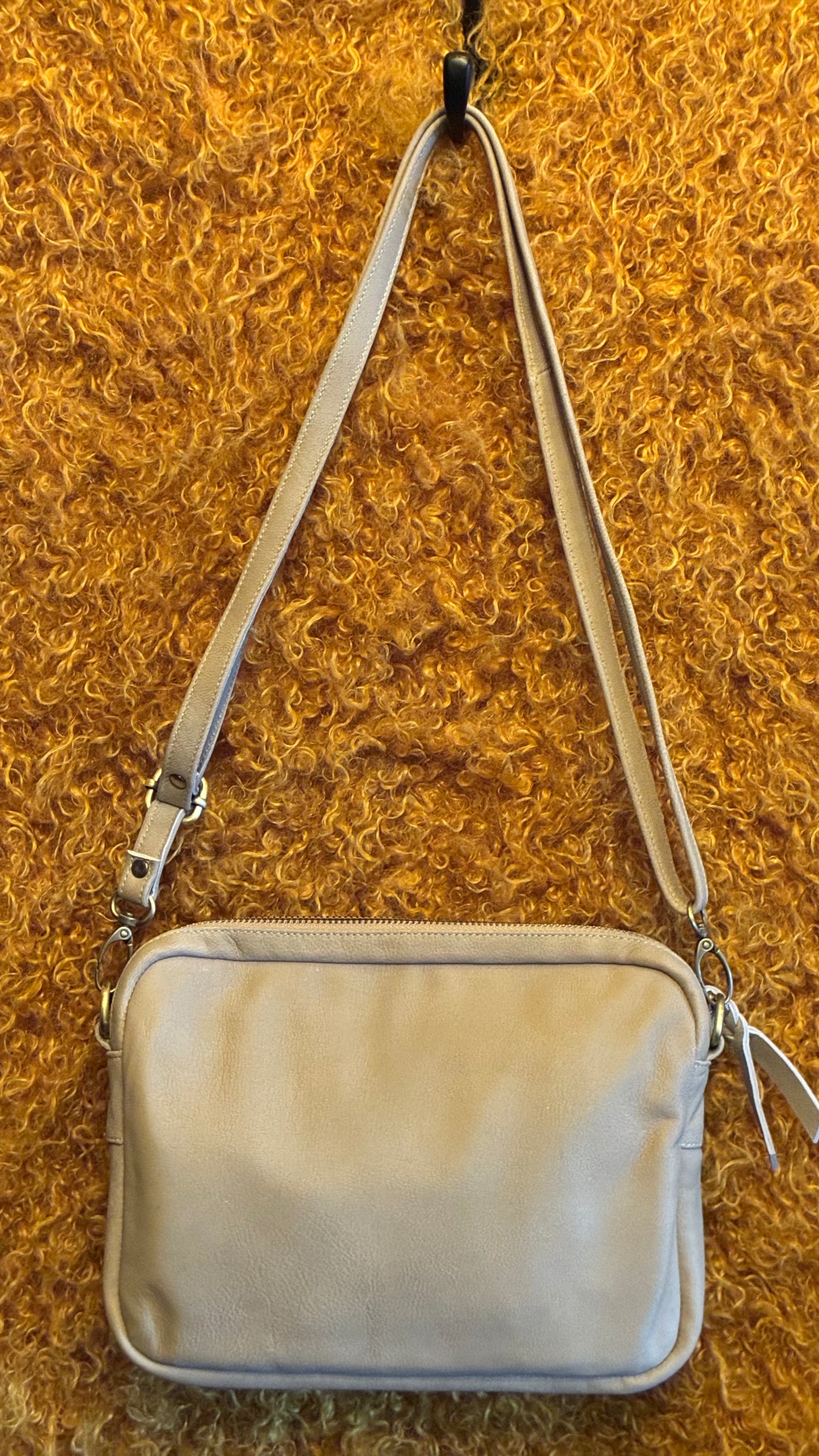 Santori Bag - Toasted Almond