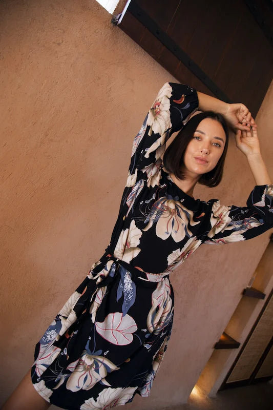 Cassidy Dress - Large Lily