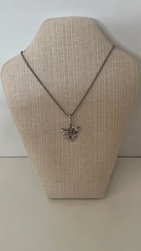 Fig Leaves Pendant - Blackened Silver