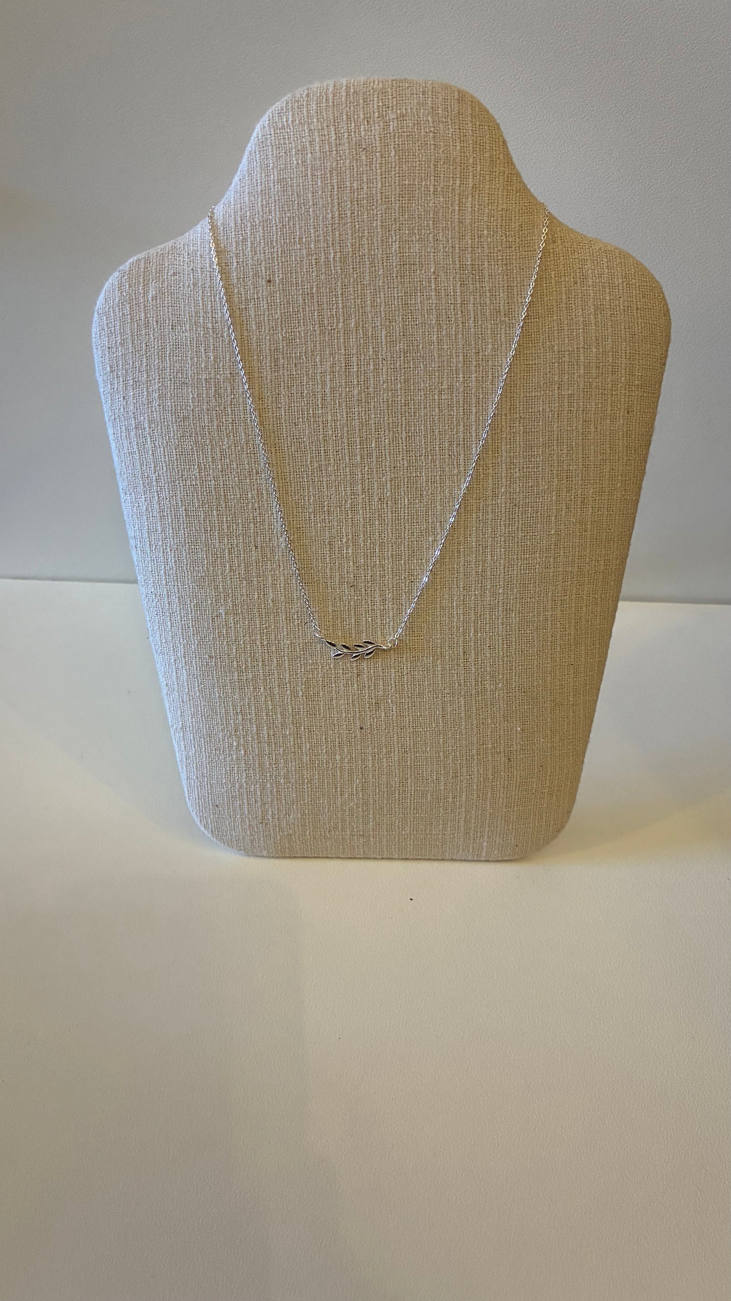 Leaf Necklace - Silver