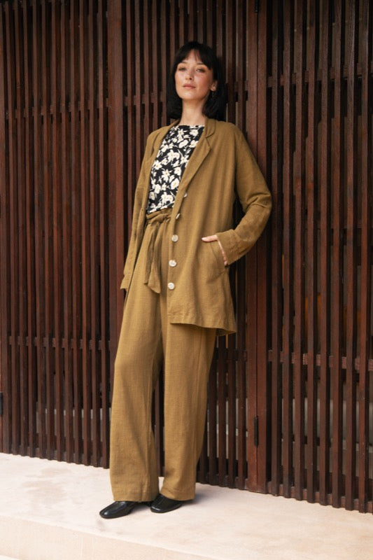 Billie Blazer - Hazel
