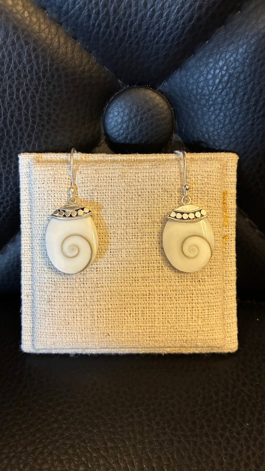 Shell Art Deco Teardrop Earrings - Silver