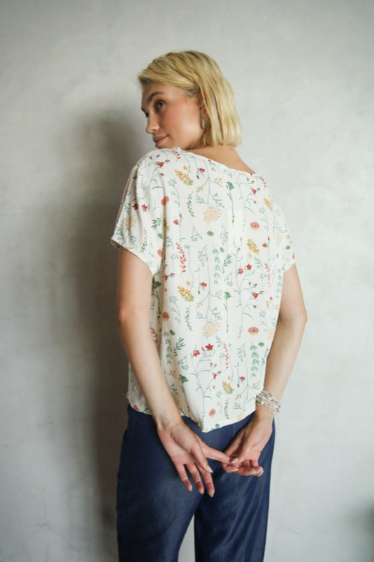 Marilyn Top - Fresh Flowers