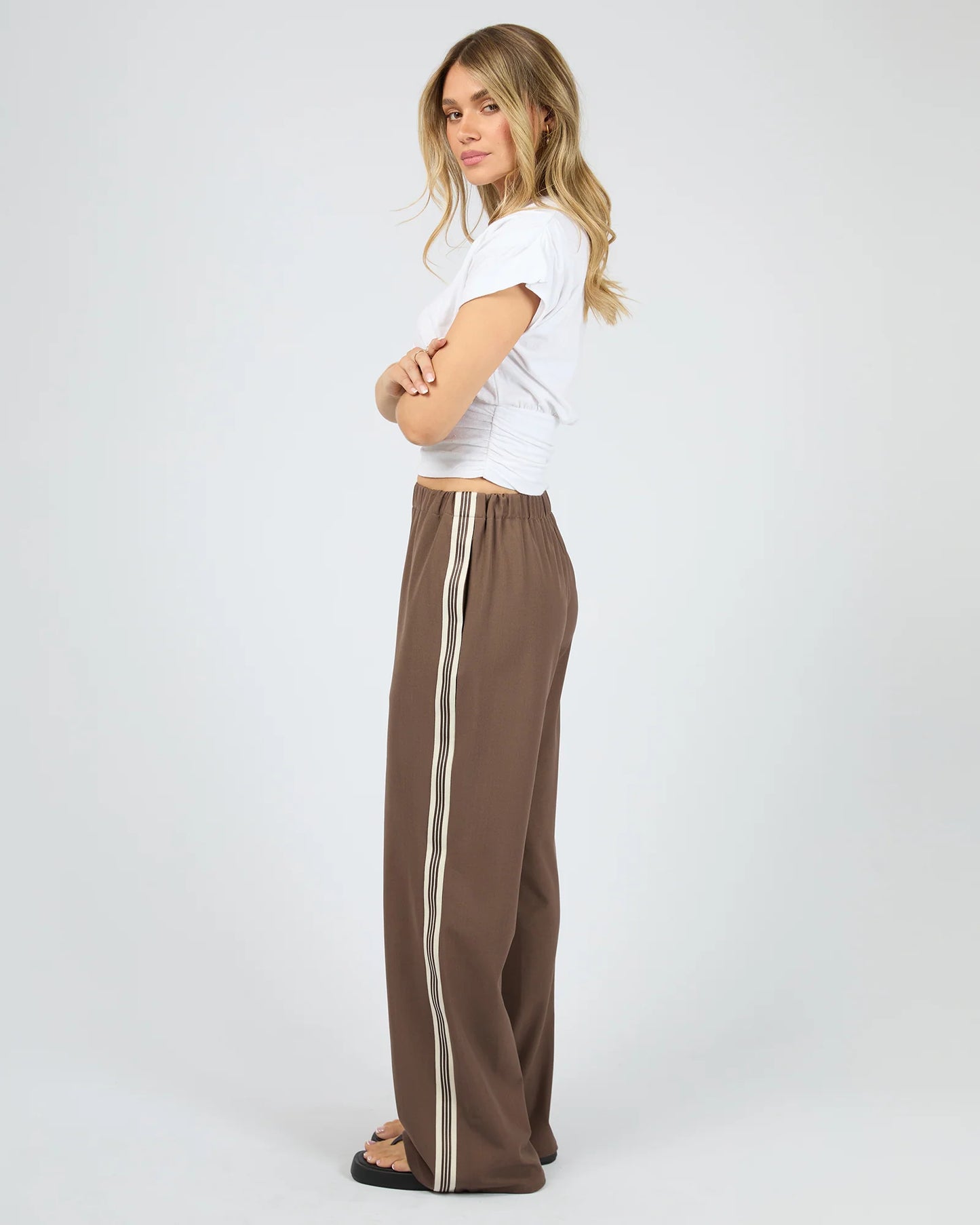 Lina Pant - Coffee