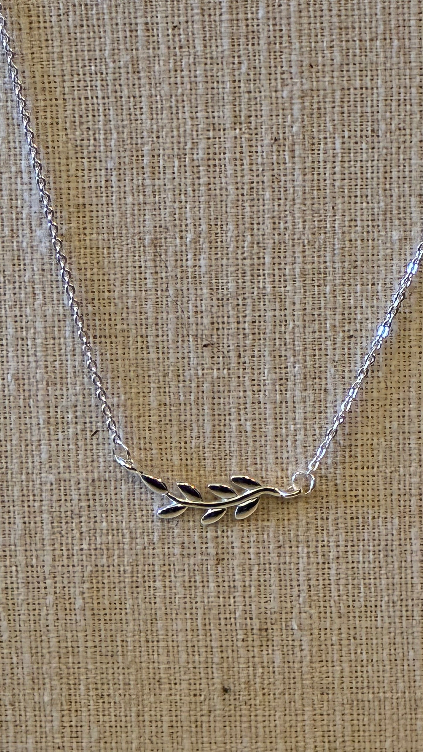 Leaf Necklace - Silver