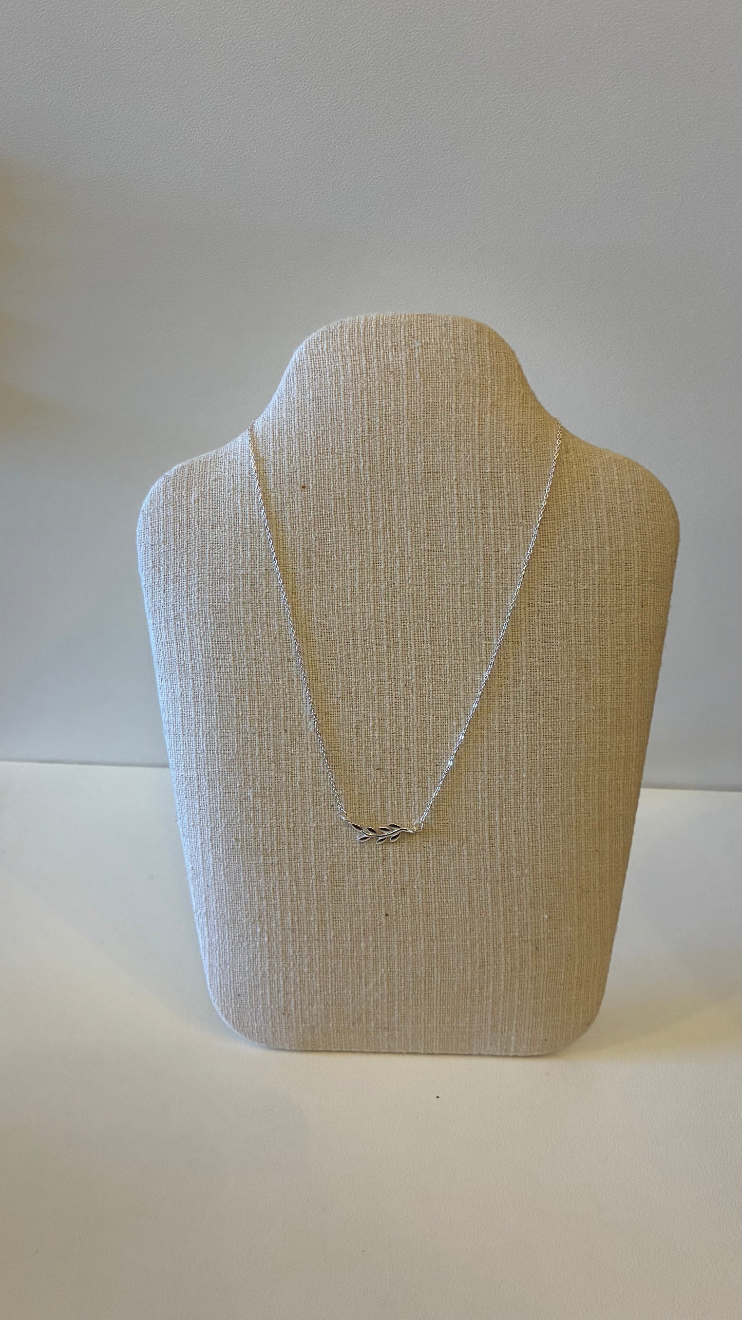 Leaf Necklace - Silver