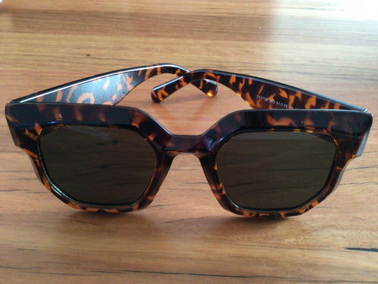 Hollywood Sunglasses - Tortoise