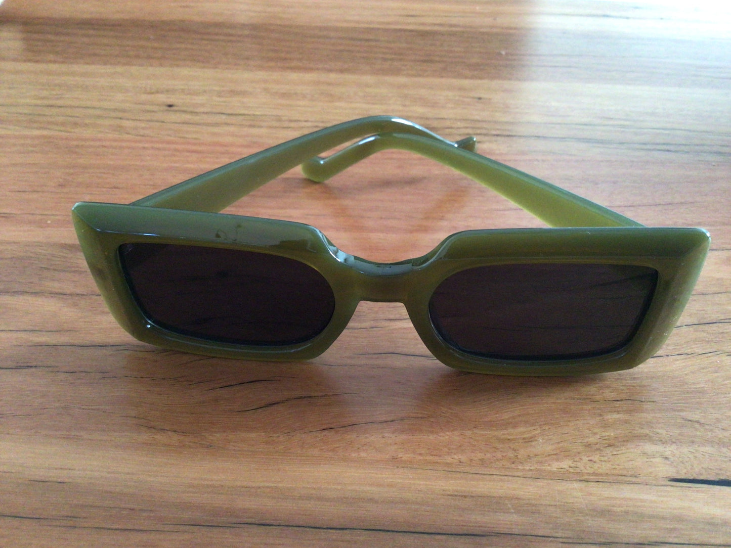 Santa Monica Sunglasses - Jelly Olive