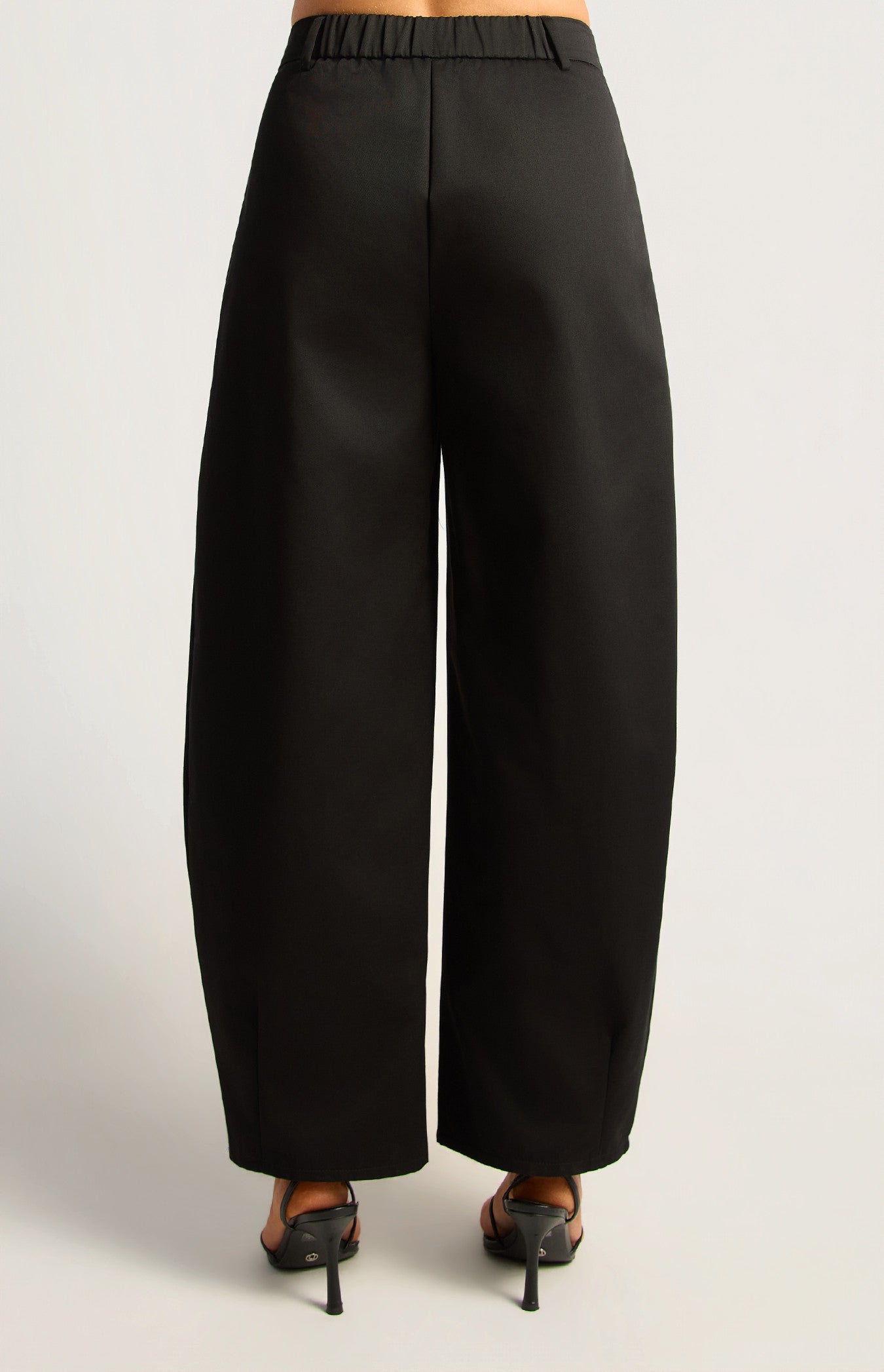 High Waisted Barrel Pants - Black