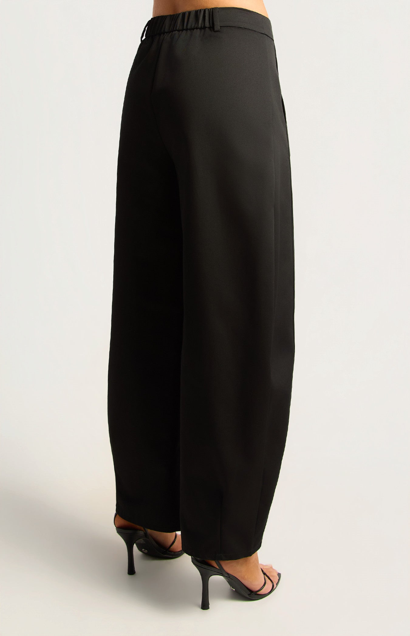 High Waisted Barrel Pants - Black