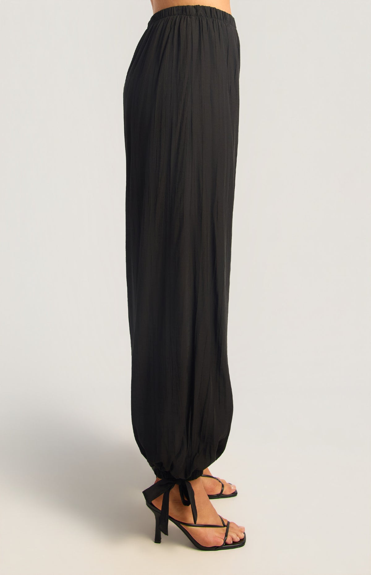 Textured Balloon Hem Pants with Side Tie Detail - Black